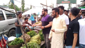 সিলেটে তারুণ্যের সমাবেশ সফল করতে হেতিমগঞ্জে তামিম ইয়াহয়ার লিফলেট বিতরণ